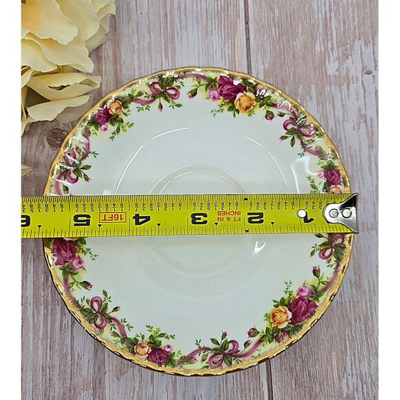 Royal Albert Old Country Roses Teacup set Ruby Celebration Ribbon Collection - Picture 10 of 10